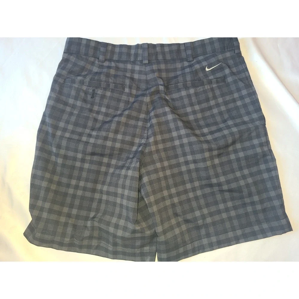 Nike Golf Dri Fit Plaid Shorts Mens Size 32 Grey Lightweight Performance